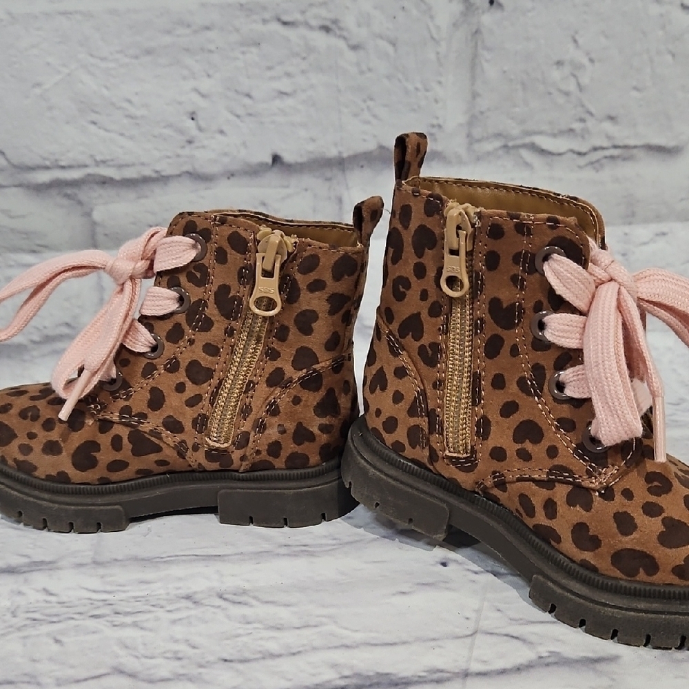 Cat & Jack Brown Leopard Kids Boots with Pink Laces - Picture 4 of 5